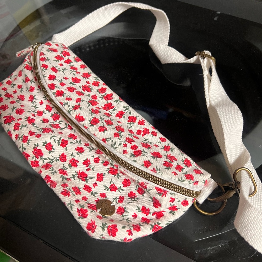 Billabong Red Floral Crossbody Bag